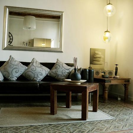 Lempika Barcelona Quarto foto